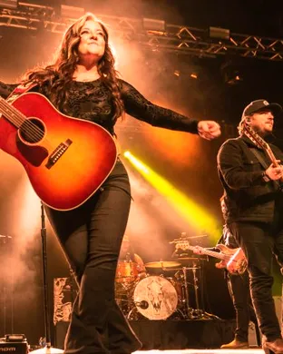 Ashley McBryde Patchogue