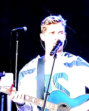 Brett Young Farmingville