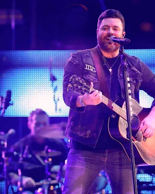 Chris Young Uncasville