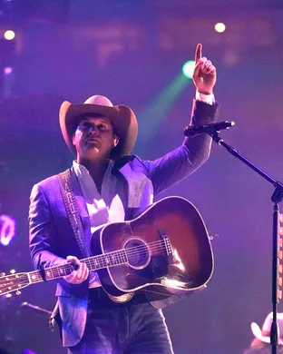 Jon Pardi Uncasville