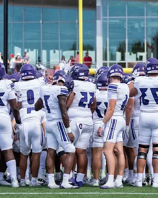 Stonehill Skyhawks Football North Easton